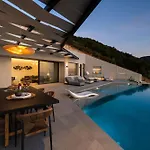Villa Aeliades *