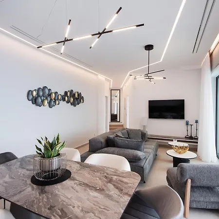 Aeliades Áyios Nikítas