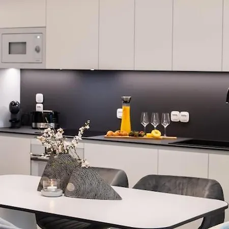 Aeliades Vila Áyios Nikítas